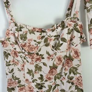 Opt foral dress
